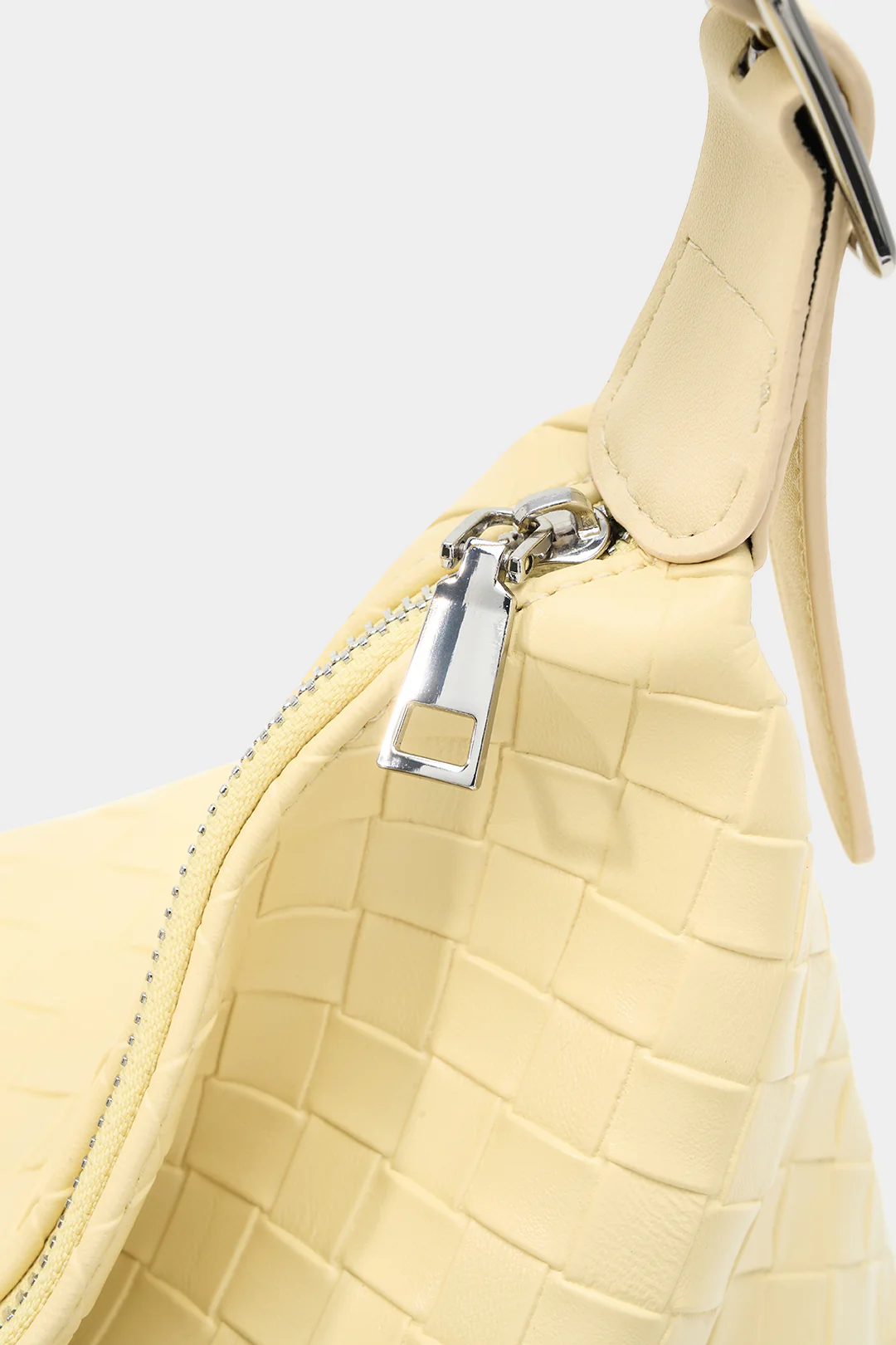 Woven Shoulder Bag - Image 3