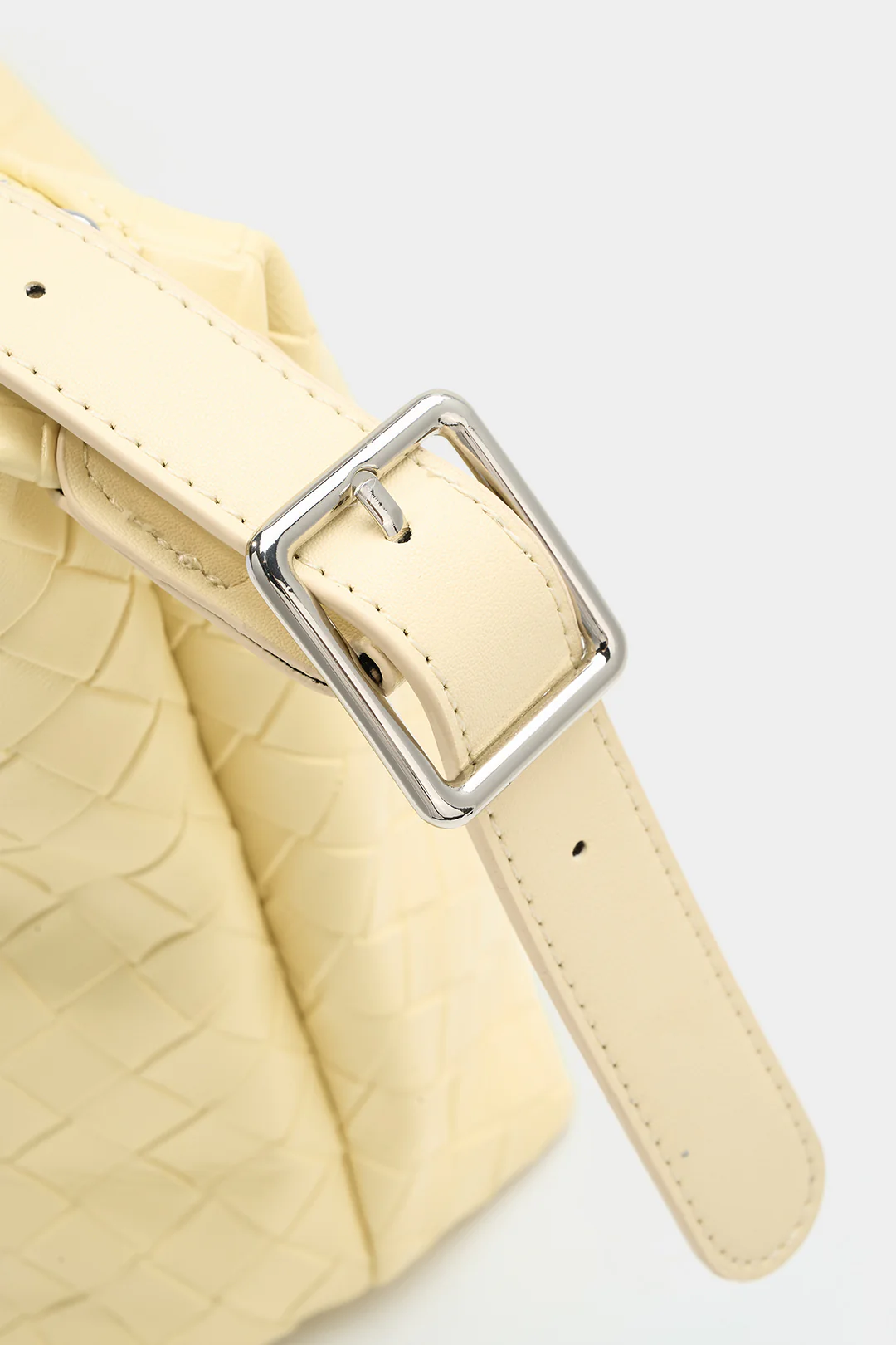 Woven Shoulder Bag - Image 4
