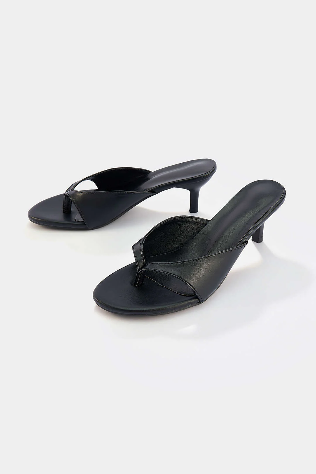 Leather Round Toe Sandals - Image 2