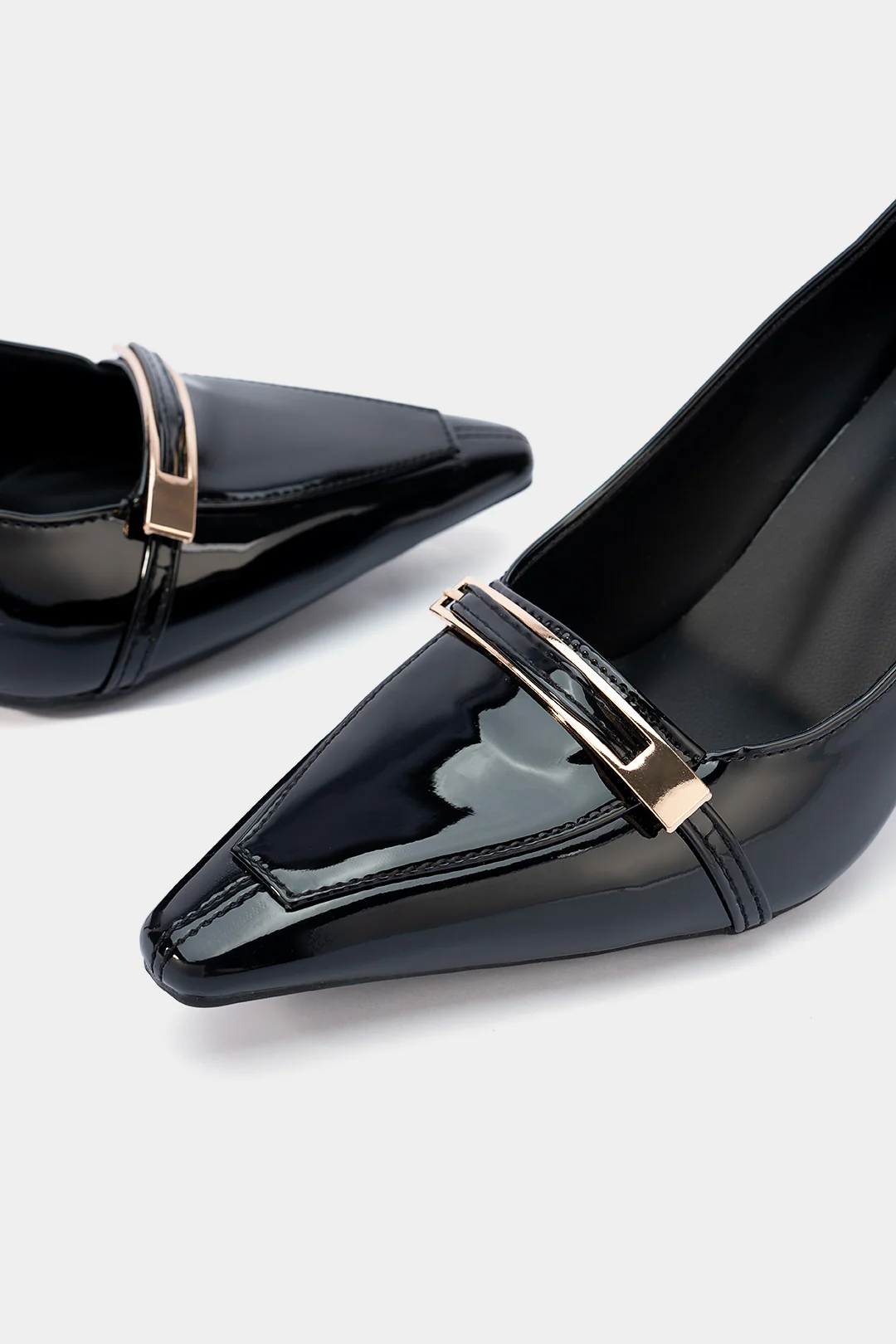 Pointed Metallic Heels - Image 4