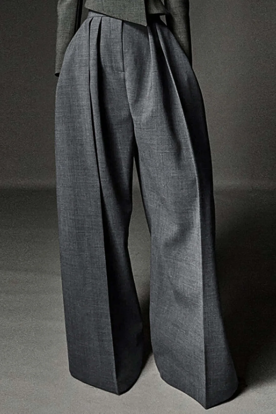 Pleated Wide Leg Pants - Image 3