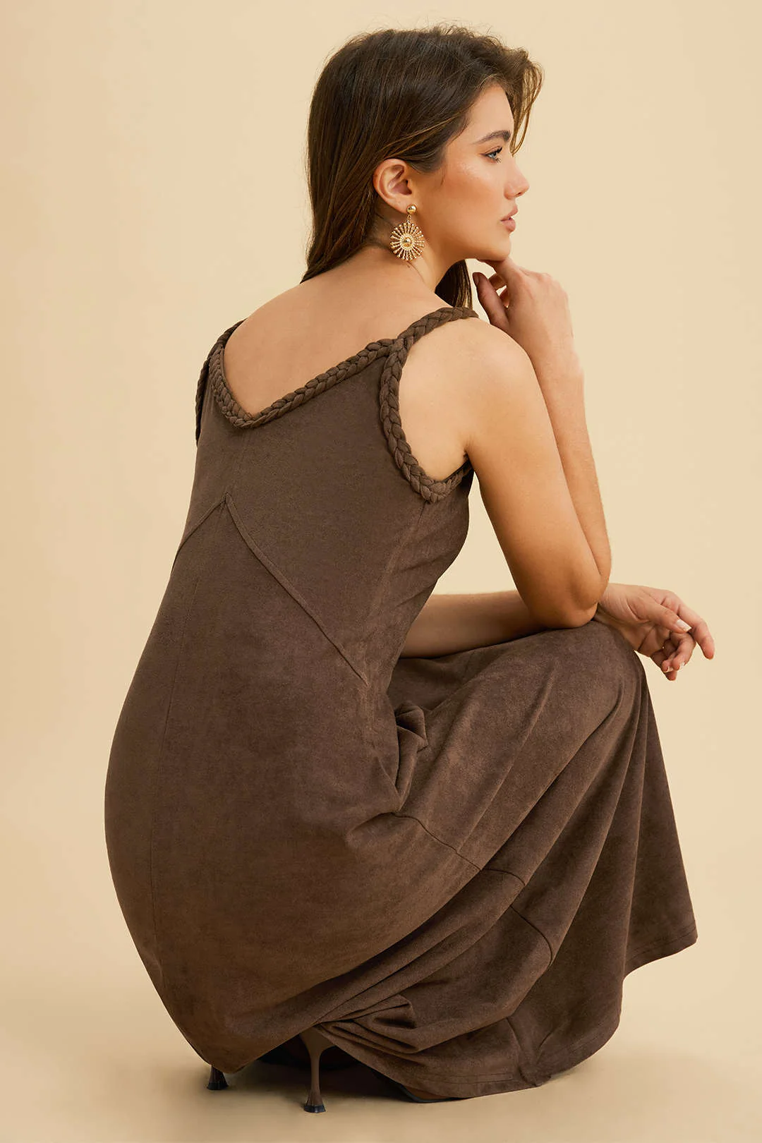 Suede Twist Knot Ruched Sleeveless Midi Dress - Image 4