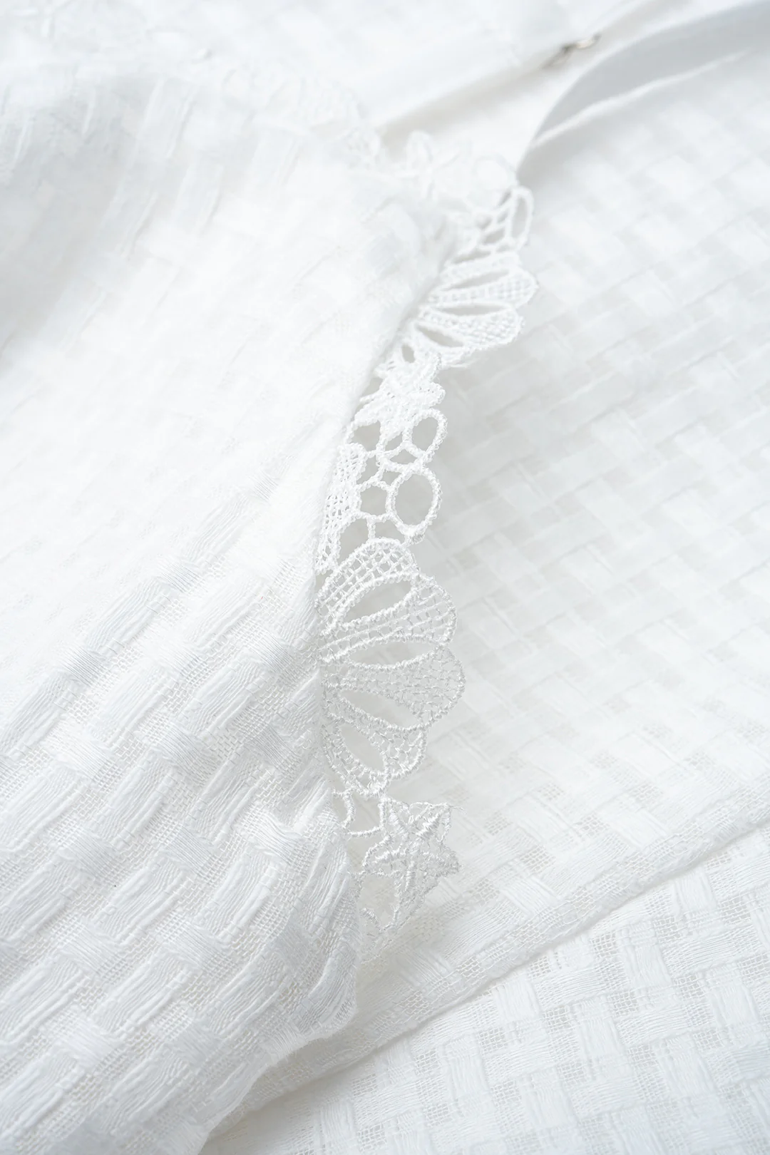 Lace Trim Ruched Slip Sleeveless Maxi Dress - Image 4