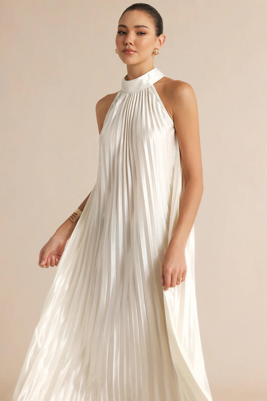 Round Neck Pleated Sleeveless Maxi Dress - Image 5