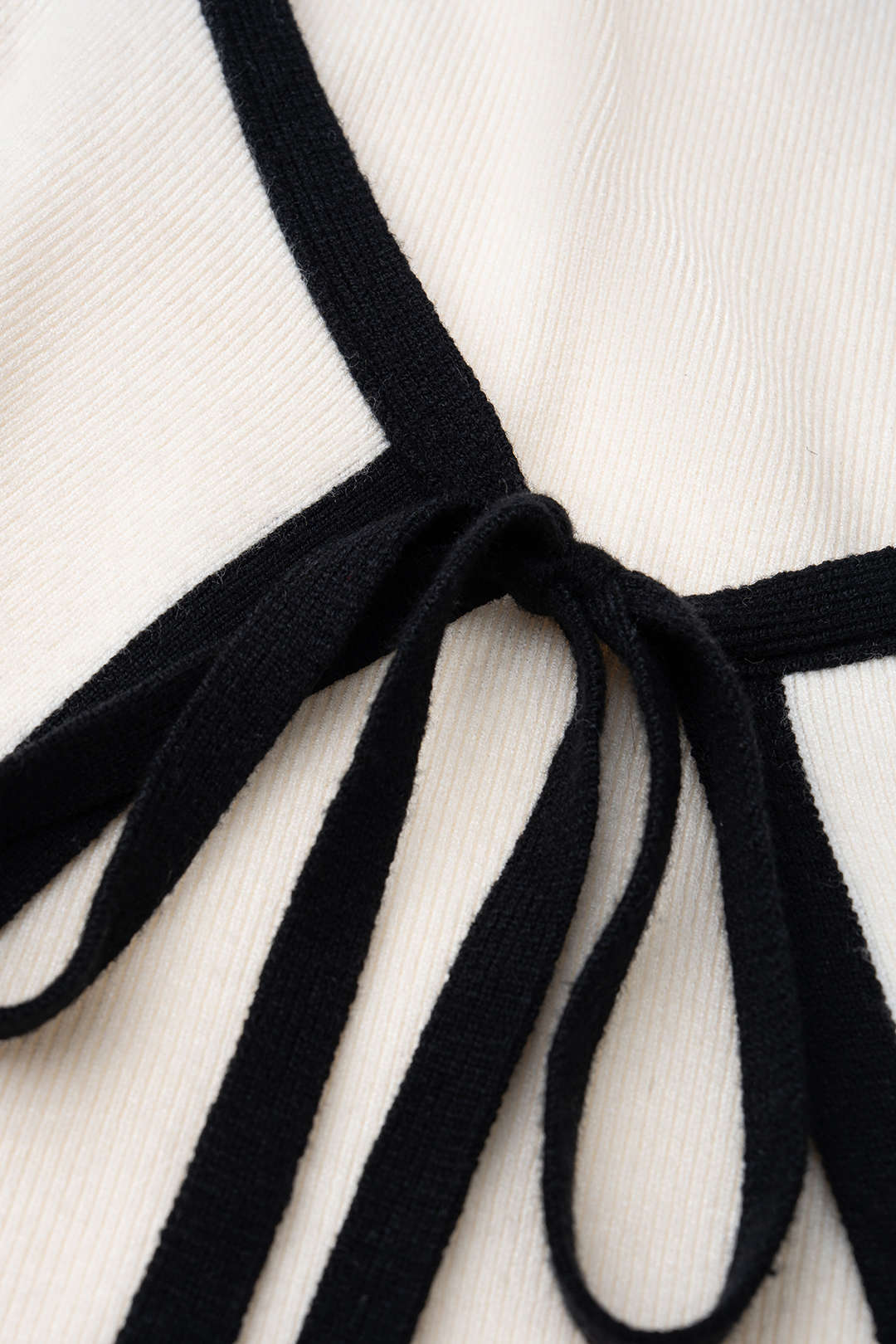 Contrast Binding Tie-Up Mini Dress - Image 3