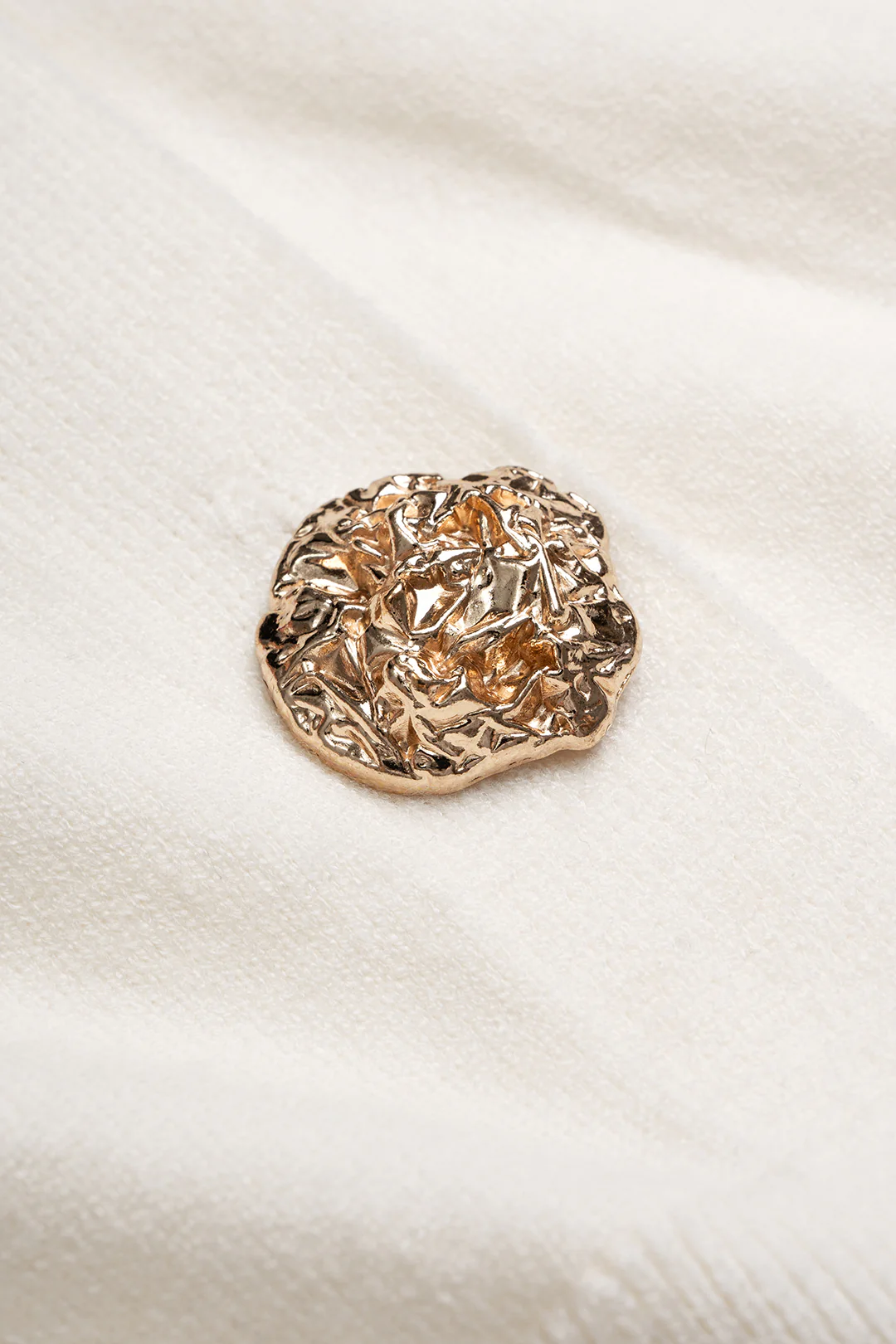 Knit V-Neck Metallic Short-Sleeve Top - Image 3