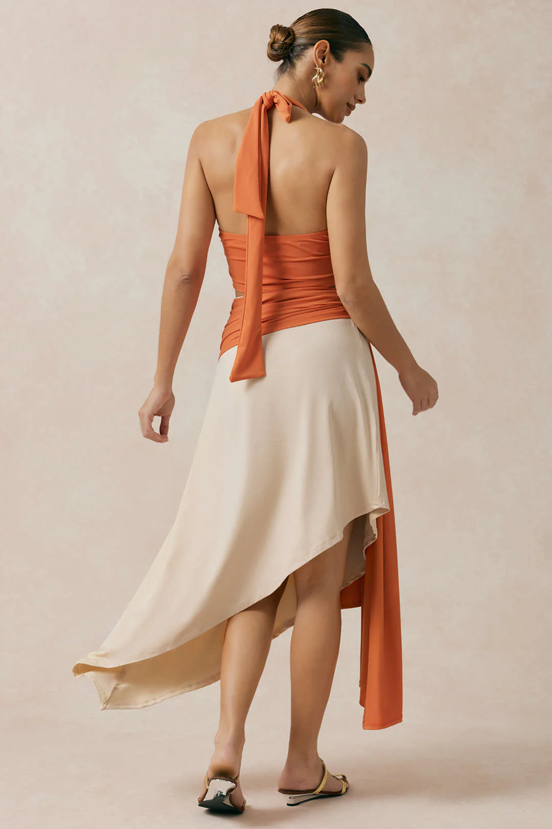 Halter V-Neck Knotted Tank Top And Contrast Asymmetrical Hem Skirt Set - Image 6