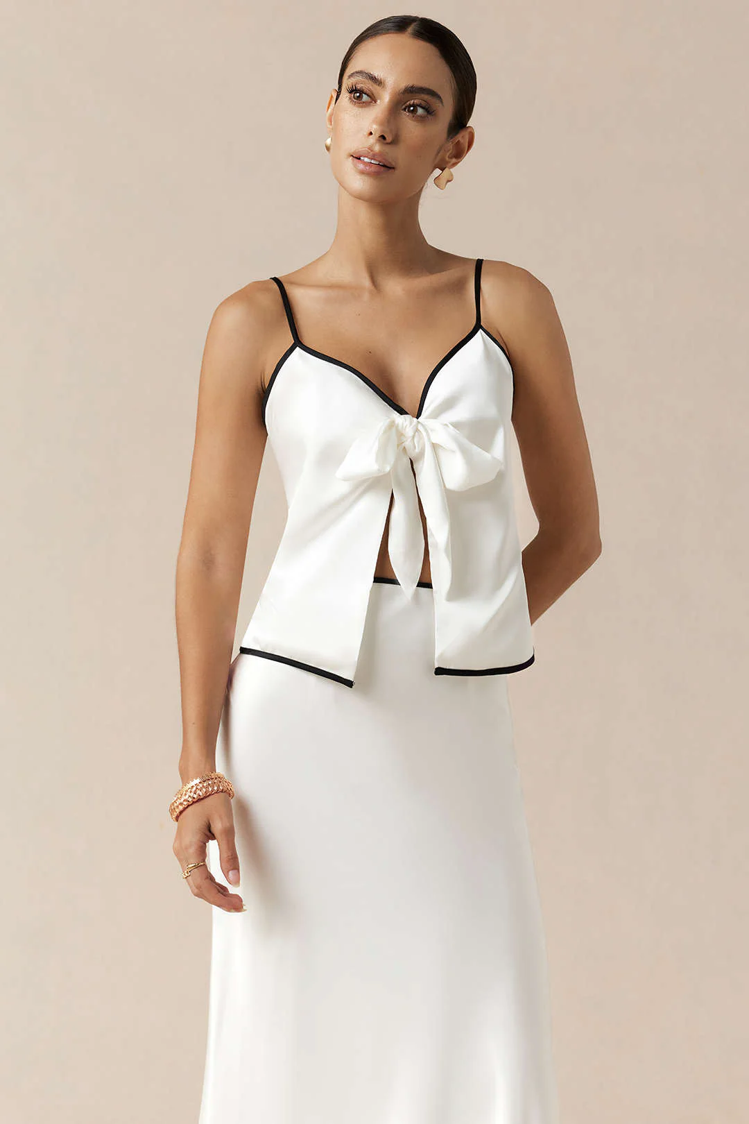 Satin Contrast Trim Knotted Cami Top And Skirt Set - Image 3