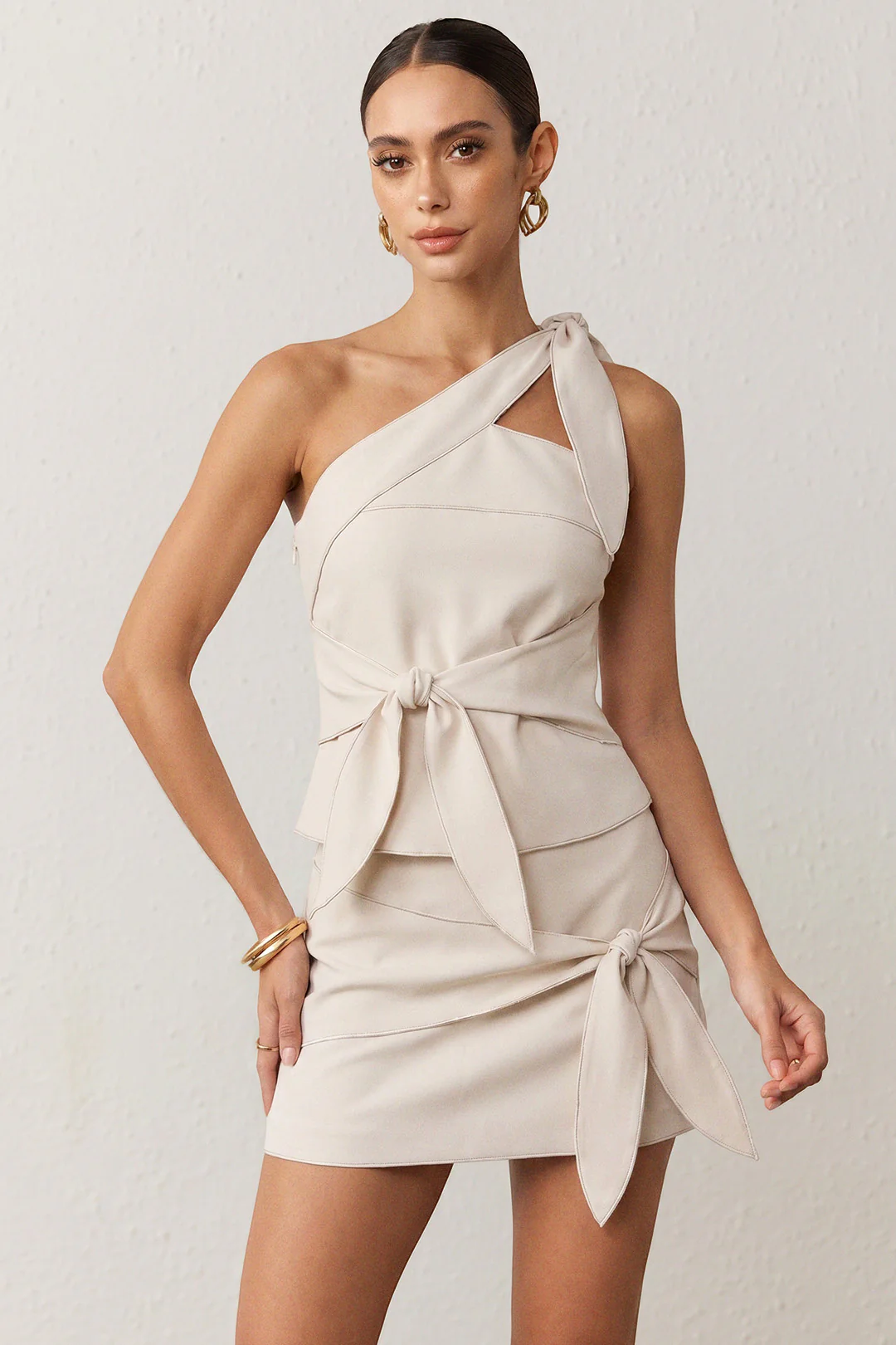 One Shoulder Stitching Detail Knotted Tank Top And Embroidery Mini Skirt Set