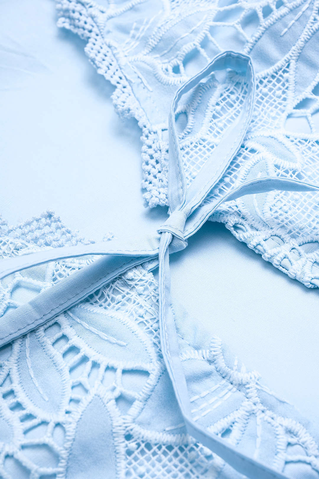 Lace Patchwork V-Neck Bow Short Sleeve Top And Shorts Set - Image 4