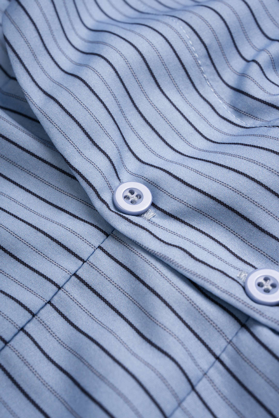 Stripes Print V-Neck Ruched Long-Sleeve Shirt - Image 4