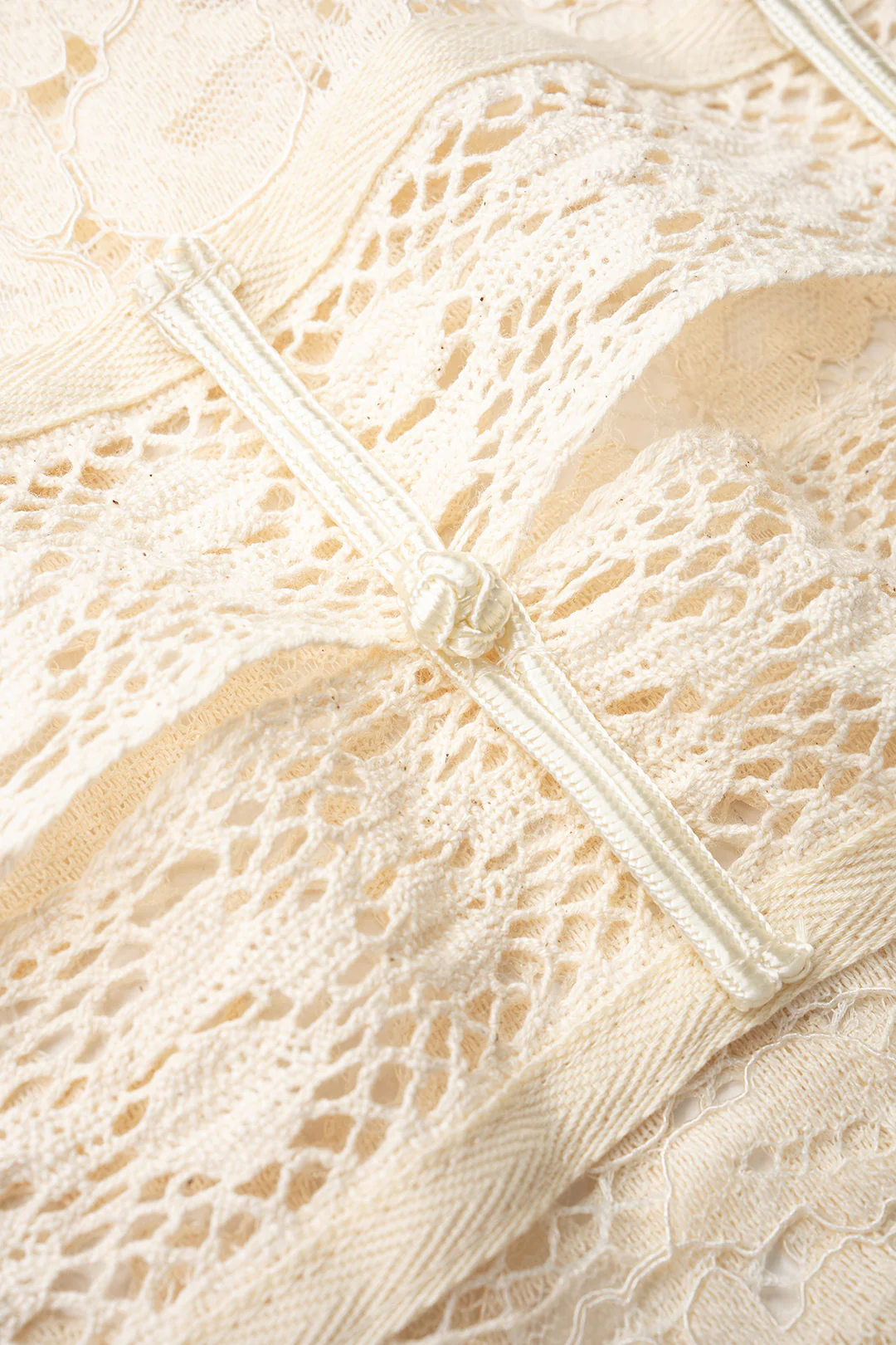 Lace Mock Neck Long-Sleeve Top - Image 4