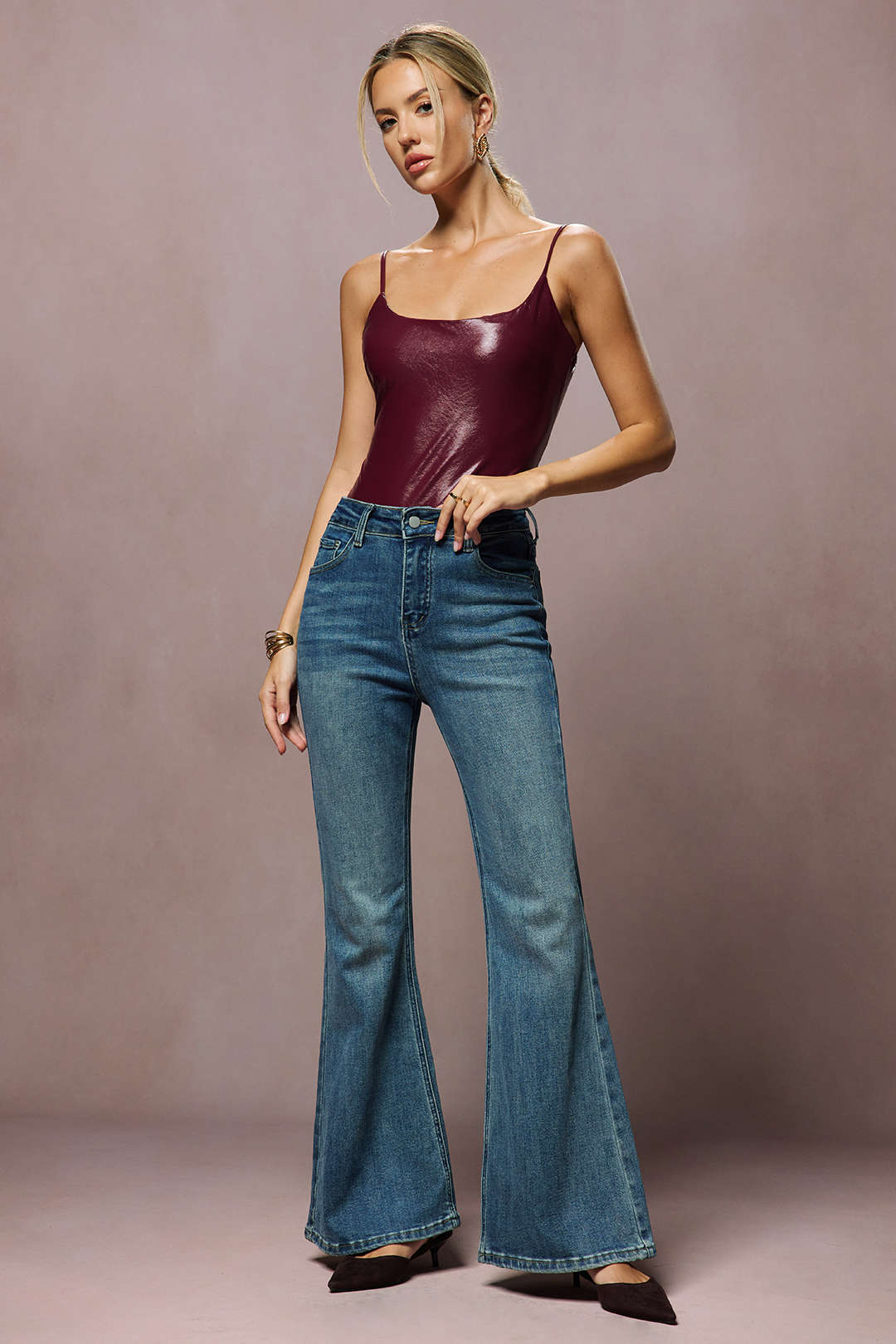 Basic Solid Faux Leather Sleeveless Bodysuit - Image 5